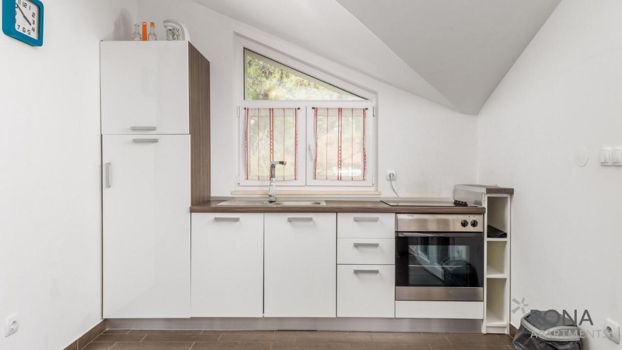 Rona Apartments Zlatko Šimuni Zewnętrze zdjęcie